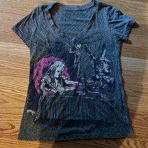 V-neck t-shirt Alice in Wonderland, Lewis Carroll S